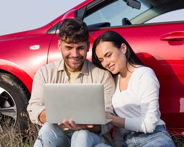Online vs dealership – where to buy your Ford?